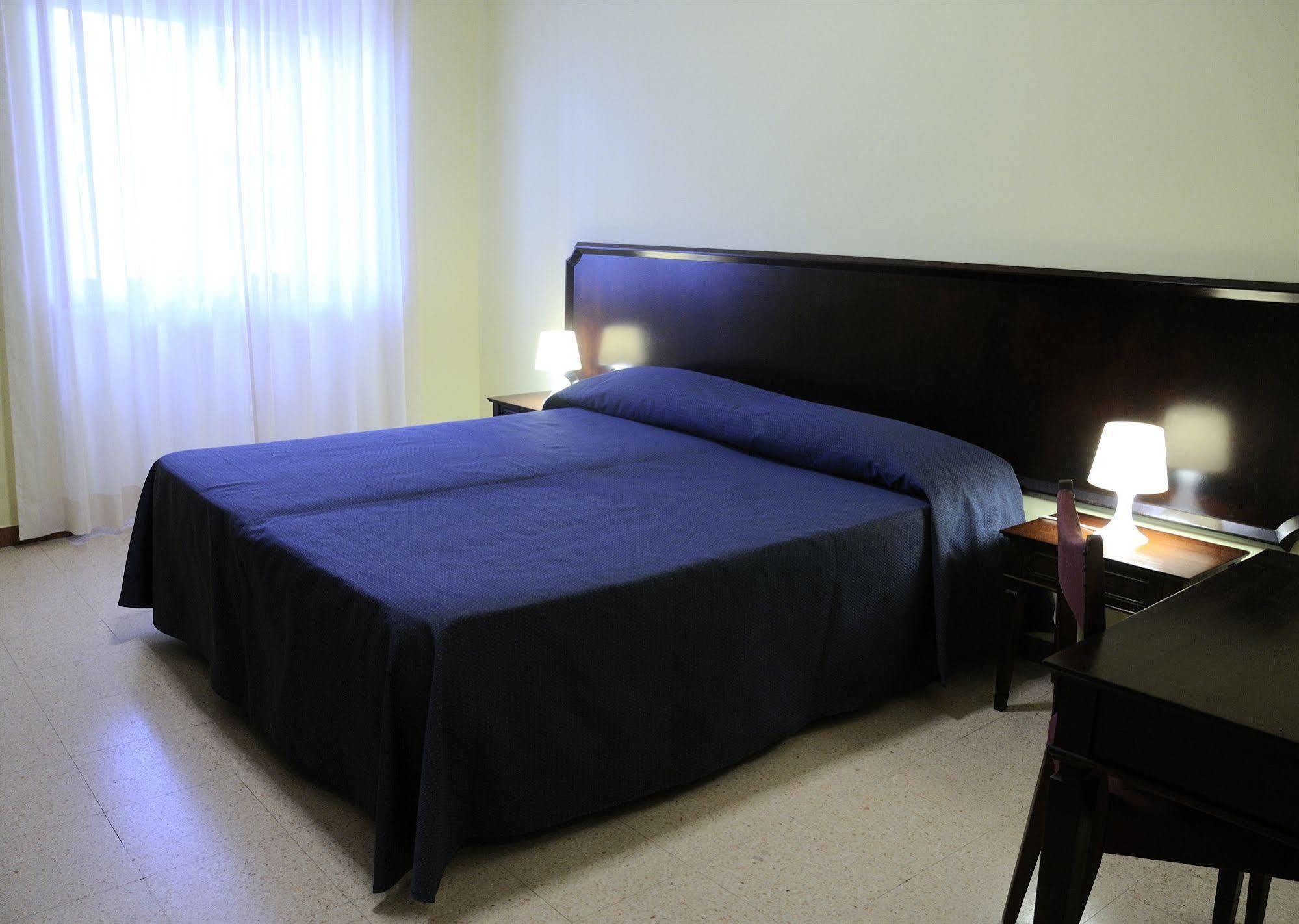 Riva Gaia Apartahotel Terracina